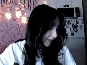 Holy420loly  live sex cam