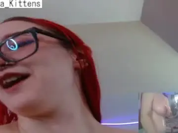 Kittyronna  live sex cam