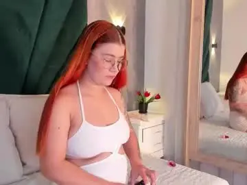 Lulijones  live sex cam