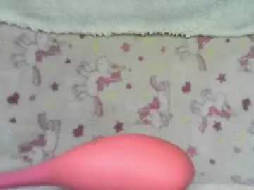 Matildamoist  live sex cam