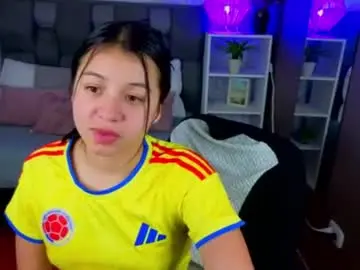 Sophyadams_  live sex cam