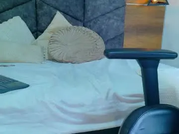 Starrmoon__  live sex cam