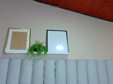 Starrmoon__  live sex cam