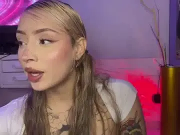 Sweeetbabyy22  live sex cam