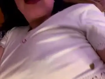 Amywine7  live sex cam