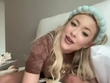 Brandins04  live sex cam