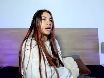 Hotvolltage  live sex cam