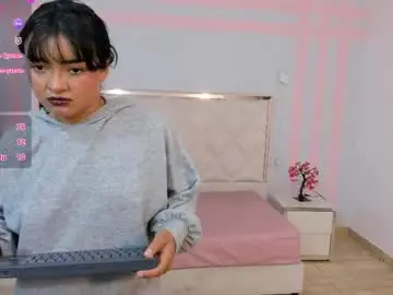 Izara_tay  live sex cam
