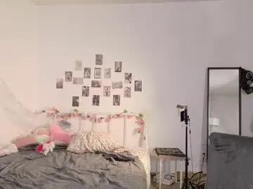 Kikimoor  live sex cam