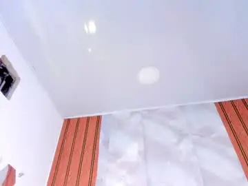 Miakirshner_  live sex cam