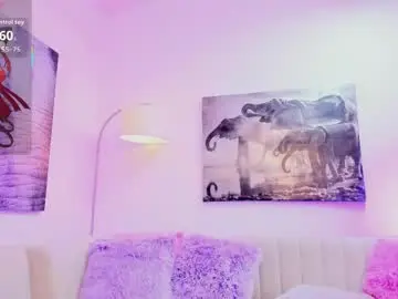 Nattashaa7  live sex cam