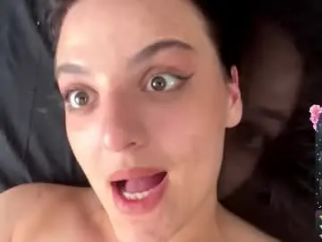 Tiameakin  live sex cam