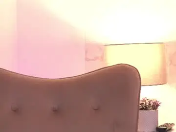 Vickyhartt  live sex cam