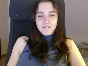 Amoremeoww  live sex cam