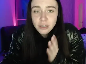 Amoremeoww  live sex cam