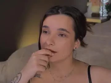 Bella_alita  live sex cam