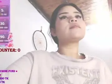 Cinnamongirl999  live sex cam