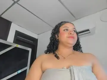 Coralhtx  live sex cam