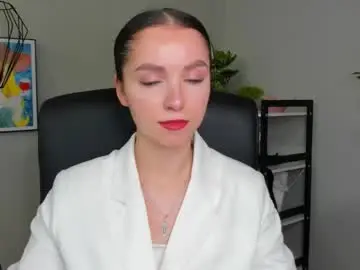 Desirelayla  live sex cam