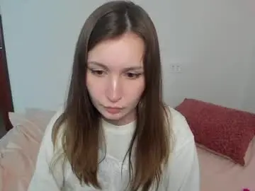 Eumomino  live sex cam