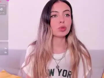 Fernanda_aaa  live sex cam