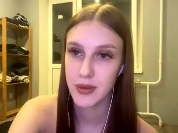 Gwenmestayer  live sex cam