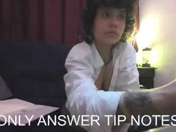 Idontknowhowtheyfoundme  live sex cam