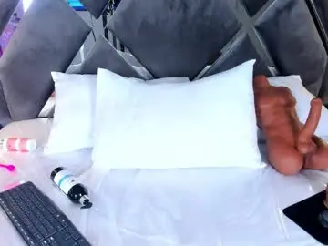 Ivonne_millerr  live sex cam