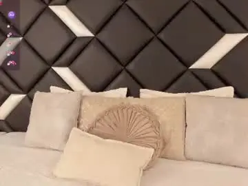 Kendallturbay  live sex cam