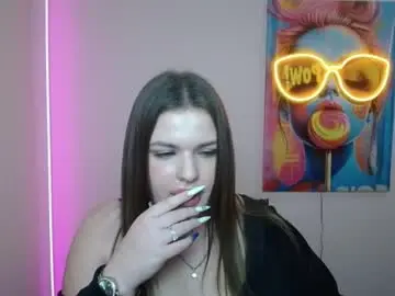 Kirra_a  live sex cam