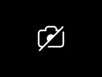 Luisa_homes  live sex cam