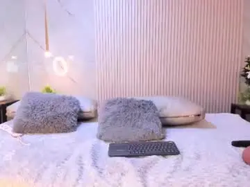 Luna_taylorss  live sex cam