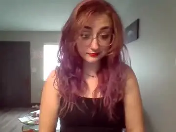 Lynnkitten69000  live sex cam