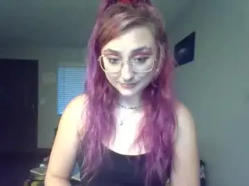 Lynnkitten69000  live sex cam