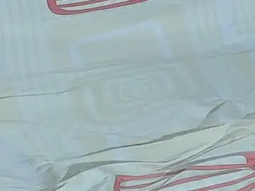 Michelledanielss  live sex cam