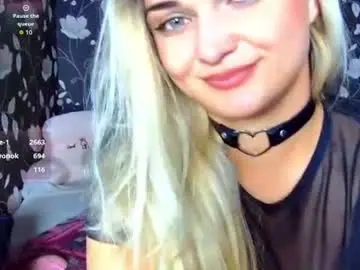 Mirabella333  live sex cam