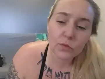 Theauroramae  live sex cam