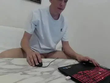 Wanderinghunter  live sex cam