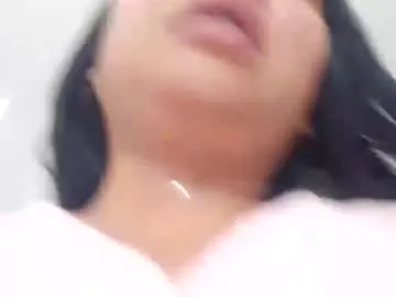 Aisha_brownn  live sex cam