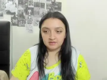 Aliceinboobieland  live sex cam