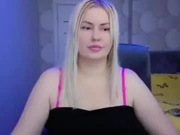 Blackeyes11  live sex cam