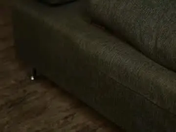 Elegant_vibes  live sex cam