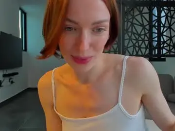 Ferdina18  live sex cam