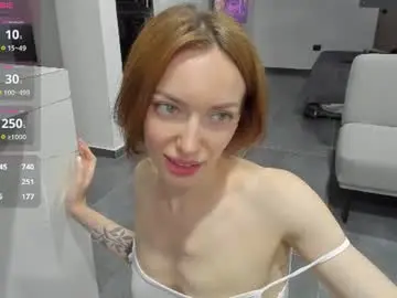 Ferdina18  live sex cam