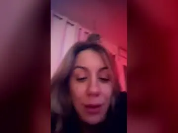 Haleymarks69  live sex cam