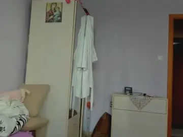 Iveto69  live sex cam