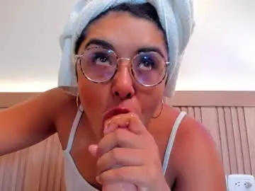Kaira_mosse_  live sex cam