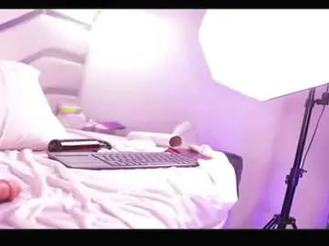 Kendall_evanss_  live sex cam