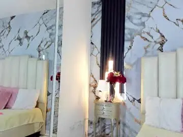 Lilithmars69  live sex cam