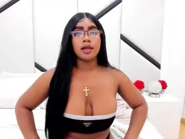 Mirandaturbay  live sex cam